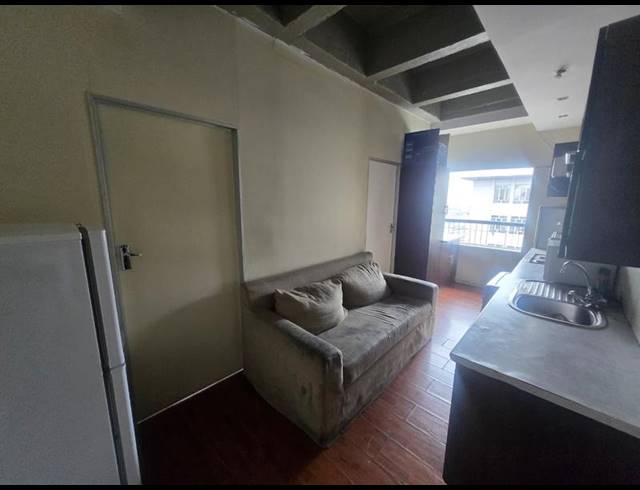 1 BEDROOM PROPERTY TO RENT IN BRAAMFONTEIN